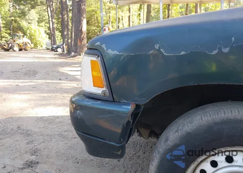 1994 Toyota Pickup 1/2 Ton Short Whlbase Stb z USA, uszkodzony, nr VIN 4TARN81A2RZ268986